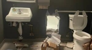 سرقة متجر آبل في واشنطن بطريقة سينمائية