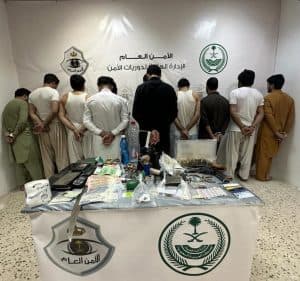 القبض على 11 مروِّج مخدرات في مدينة سكاكا