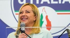 رئيسة الوزراء الإيطالية : الهجرة غير الشرعية تلحق ضرراً بجميع بلدان المتوسط
