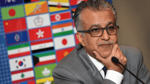 رئيس الاتحاد الآسيوي يدعم نية المملكة في استضافة كأس العالم 2034
