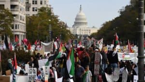 مظاهرة حاشدة بواشنطن دعما للفلسطينيين