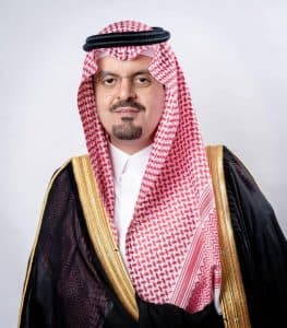 نائب أمير مكة يدشن 70 بوابة إلكترونية في مطار الملك عبدالعزيز الدولي