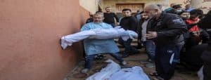 جُلّهم من الأطفال والنساء.. ارتفاع عدد الشهداء الفلسطينيين بقطاع غزة إلى 32.845 شهيدًا