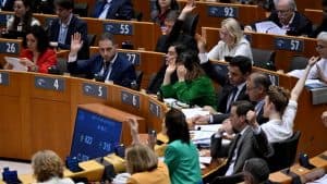 البرلمان الأوروبي يتبنى تعديلا بإصلاح سياسة الهجرة واللجوء