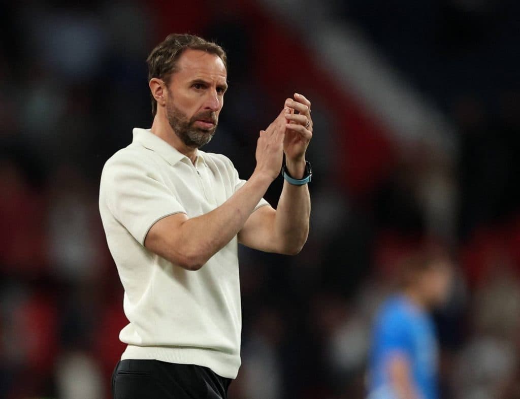 مدرب إنجلترا : نجومية بيلينغهام لا تكفي… ونعول على الجماعية في «اليورو»