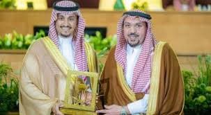 أمير القصيم يوجه بتوثيق أسماء الطلبة المتفوقين ورصد تحصيلهم العلمي في كتاب يصدر بشكل سنوي