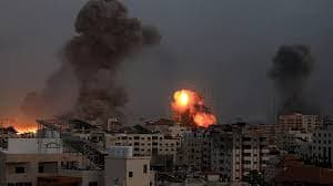 استشهاد 11 فلسطينيًا في قصف لقوات الاحتلال الإسرائيلي على منزلين بغزة