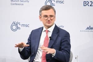 وزير الخارجية الأوكراني يؤكد إن بلاده مستعدة لإجراء محادثات مع روسيا