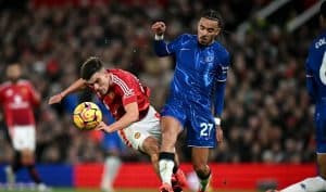 مانشستر يونايتد يتعادل مع تشلسي 1-1
