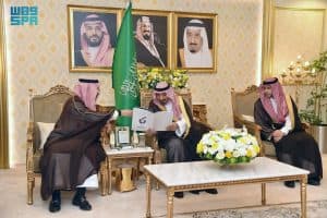 أمير نجران يطّلع على إنجازات بنك التنمية الاجتماعية بالمنطقة