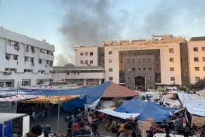 الأمين العام لمجلس التعاون يدين إحراق مستشفى كمال عدوان في قطاع غزة
