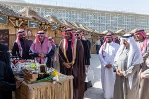 أمين برنامج “ريف السعودية” يفتتح فعالية “قرية ريف للسمن والعسل” في الرياض