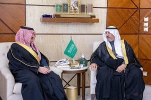 استمع لشرح عن أعمالها وأنشطتها.. أمير الشرقية يستقبل رئيس وأعضاء جمعية أصدقاء السعودية