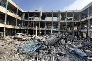 بينهم أطفال ونساء.. استشهاد وإصابة 38 فلسطينيًا بقصف الاحتلال الإسرائيلي مدرسة تؤوي مدنيين شمال غزة