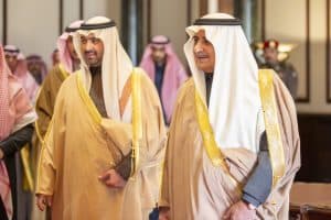 حث على بذل المزيد من الجهد لخدمة المواطن والمقيم.. أمير تبوك يستقبل وكلاء الإمارة ومديري العموم ومنسوبيها