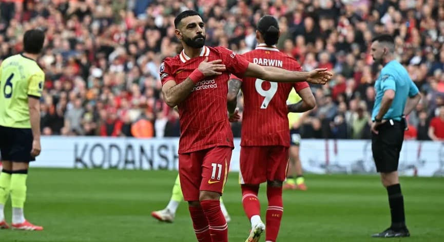 صلاح يقرّب ليفربول من لقب الدوري الانجليزي