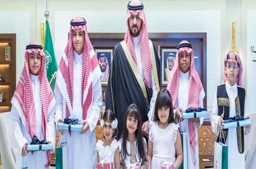 بمناسبة يوم اليتيم العربي.. نائب أمير الشرقية يستقبل عددًا من الأيتام واليتيمات بالمنطقة
