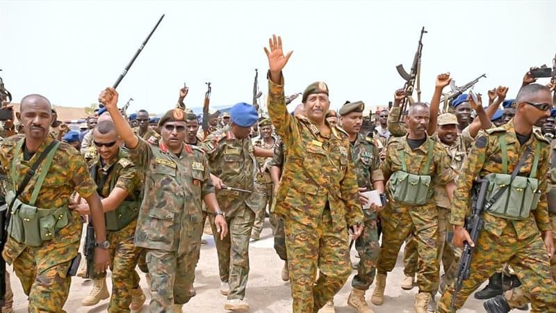 الجيش السوداني يعلن سيطرته على مطار الخرطوم