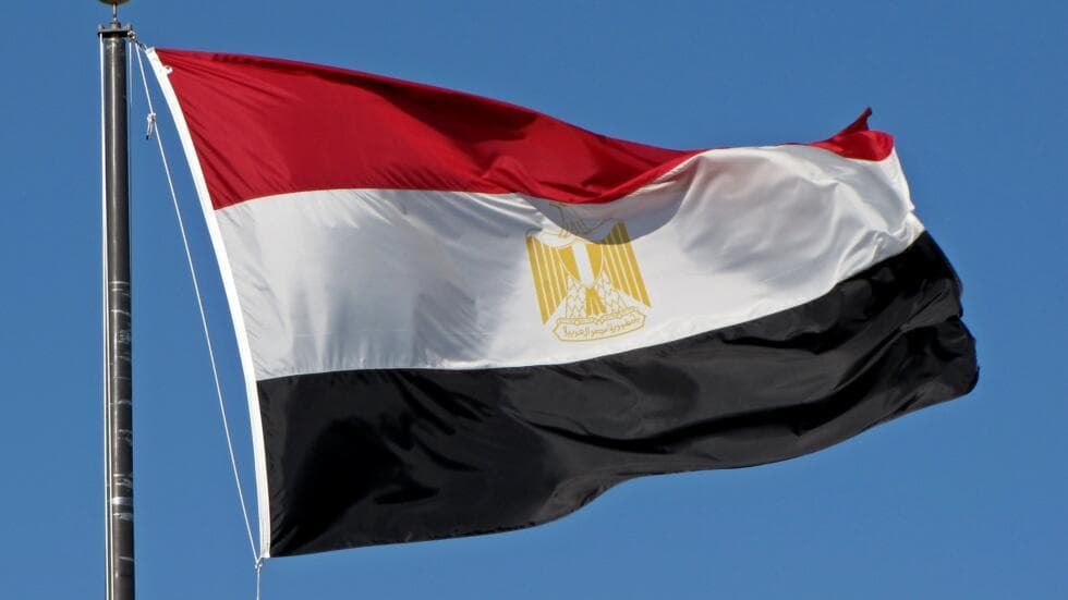 مصر تدين استهداف سفينتين إماراتيتين أثناء عبورهما مضيق هرمز