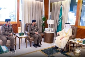 أمير المنطقة الشرقية ونائبه يطّلعان على التقرير السنوي للدفاع المدني لعام 2024م