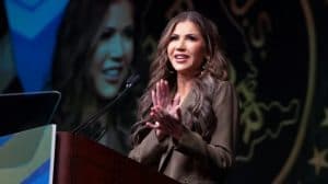 اعتقال سارق حقيبة وزيرة الأمن الداخلي الأميركية