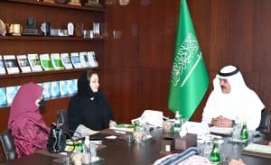 وفد من جمعية “ساعد” الخيرية يزور مركز الملك عبدالعزيز للتواصل الحضاري لتعزيز الشراكة المجتمعية
