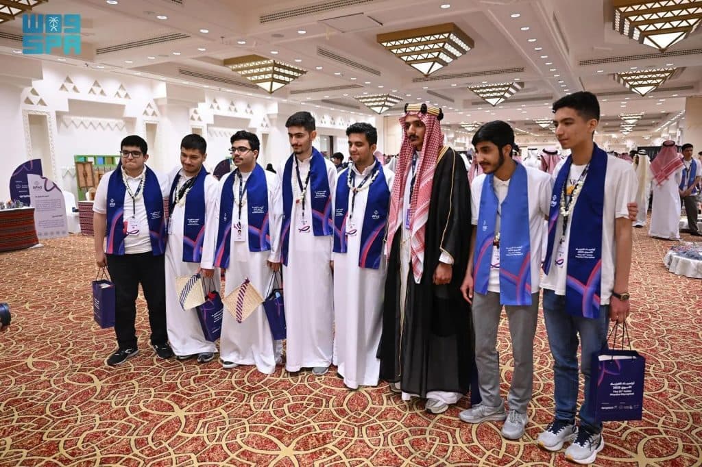 3