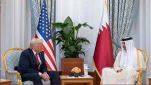 أمير قطر والرئيس الأمريكي يعقدان جلسة مباحثات رسمية