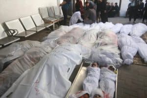سقوط 4 فلسطينيين في قصف إسرائيلي همجي لبوابة مدرسة يرفع إجمالي الشهداء لـ53.272 شهيدًا
