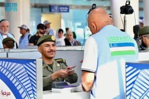 “جوازات مطار المدينة المنورة” تستقبل أولى رحلات ضيوف الرحمن القادمين من أوزبكستان لأداء فريضة الحج