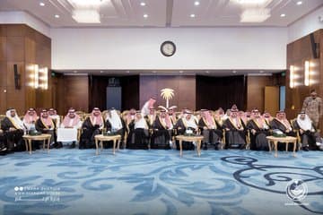GrYp8awXUAE66px