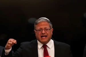 بن غفير يرفض مقترح ويتكوف ويدعو لتكثيف الإبادة بغزة