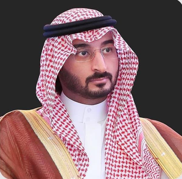وزير الحرس الوطني يرفع التهنئة للقيادة بمناسبة عيد الفطر