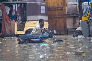 الأمطار الموسمية تودي بحياة 11 شخصًا في باكستان خلال الـ24 ساعة الماضية