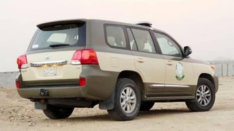 القبض على مخالفَيْن لنظام أمن الحدود لتهريبهما (21) كجم من نبات القات