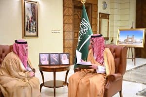 اطلع على جهودها وأدوارها في المحافظة.. مُحافظ جدة يستقبل المدير التنفيذي لهيئة الصحة العامة بالقطاع الغربي