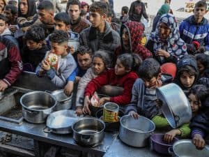 الخارجية الفلسطينية تواصل تحركاتها لوقف المجاعة في قطاع غزة