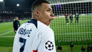 مبابي يستعد لخلافة مودريتش في الرقم 10 مع الريال