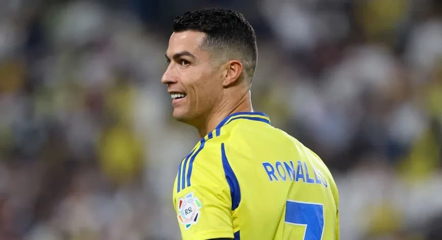 رونالدو يحتفل بفوز النصر بتعليق مقتضب