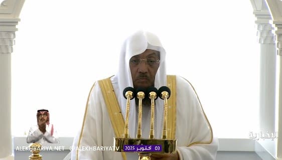 خطبتا الجمعة بالحرمين: دوام تذكُّر نعم الله يُزكّي النفوس.. والبَطِرون المترفون المسرفون يفرحون بالإمداد ويفخرون على العباد
