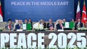 قادة أميركا ومصر وقطر وتركيا يوقعون على اتفاق غزة