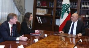 عون يطالب بوقف الغارات الإسرائيلية خلال لقائه أورتاغوس