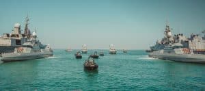 انطلاق مناورات “الموج الأحمر 8” في الأسطول الغربي