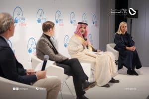 خلال مشاركتها في منتدى باريس للسلام.. المملكة تؤكد التزامها بالتوريد المسؤول للمعادن