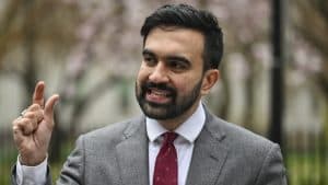 أكد أن حرب غزة ترقى إلى جريمة “إبادة جماعية”.. عمدة نيويورك يتوعد نتنياهو باعتقاله إذا وصل إلى المدينة
