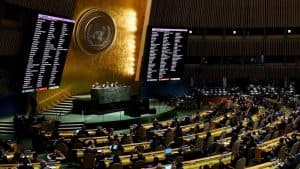 الجمعية العامة للأمم المتحدة تعتمد القرار السنوي بشأن حق الشعب الفلسطيني في تقرير المصير بأغلبية ساحقة