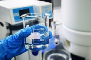 علماء روس يبتكرون مادة من الرماد لتنقية المياه من المعادن الثقيلة السامة