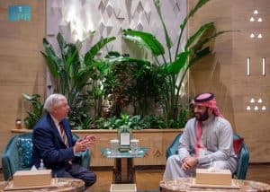 سمو ولي العهد يجتمع مع السيناتور الأمريكي ليندسي غراهام