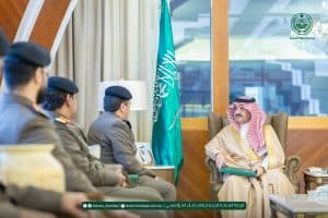 أشاد بالجهود المبذولة في رصد الشبكات الإجرامية.. أمير الشرقية يستقبل مدير مكافحة المخدرات بالمنطقة