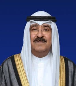 أمير الكويت يبحث هاتفيًا مع الرئيس الفرنسي تطورات الأوضاع الراهنة بالمنطقة